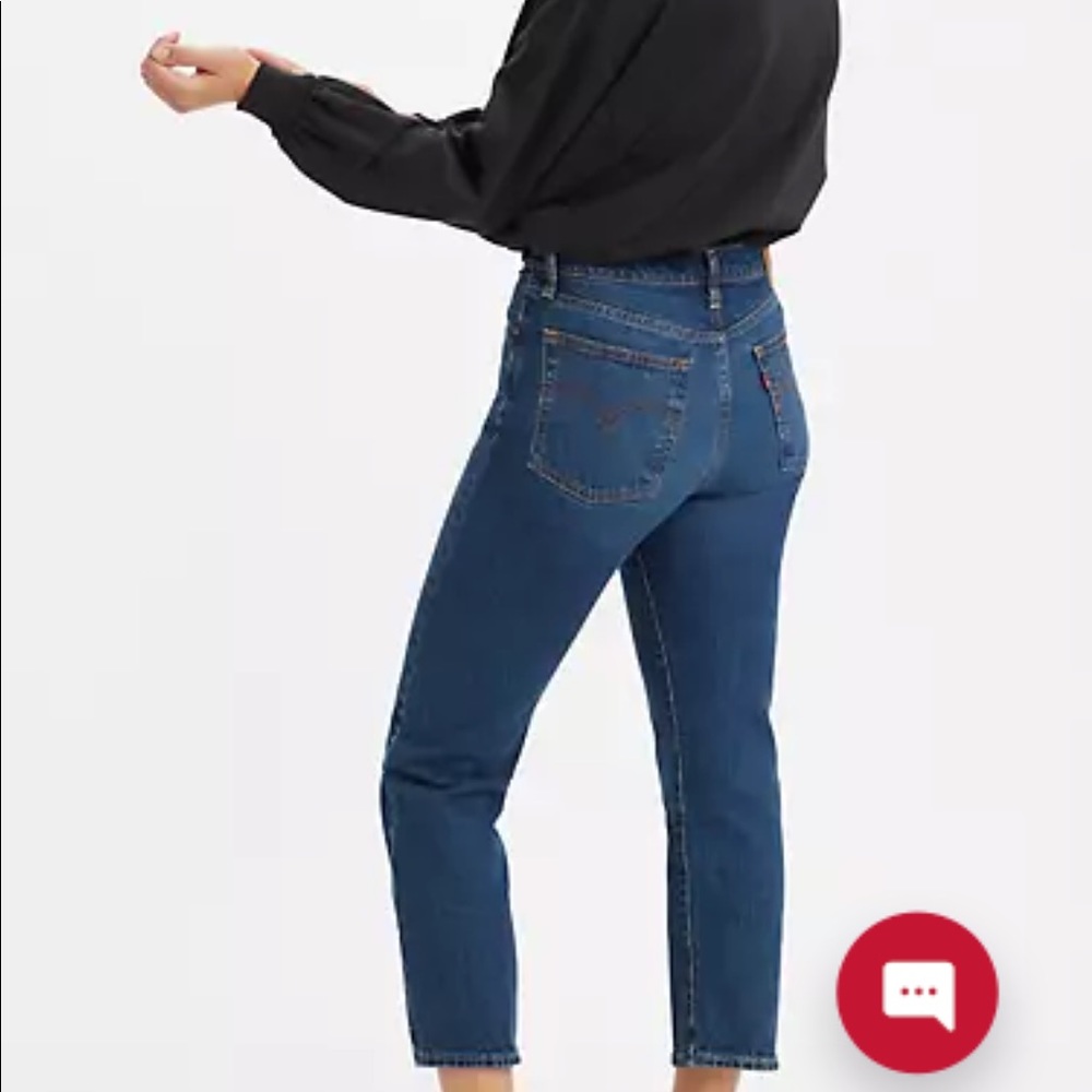 Levis Wedgie Straight crop raw hem size 27